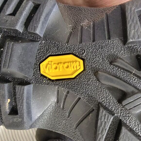 UGG Kids Butte Winter Boots Black Leather Insulated Waterproof Size 3 S/N 5209 - Picture 14 of 16